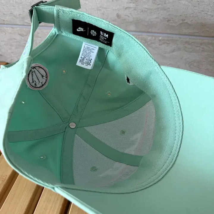 [BUNJANG] Nike x NOCTA x KADER KINSEY DRx Hat Enamel Green S/M / 나이키 x 녹타 x 카아르데로또모빌 Drx 햇 에나멜그린 S/M
