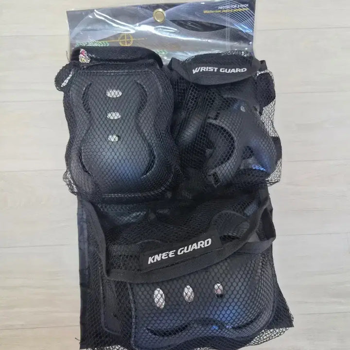 [BUNJANG] Adult Inline Skating Protective Gear Set - Knee, Elbow, Wrist / 인라인 보호대 성인용.자전거 보호대.무릎 팔꿈치 손목
