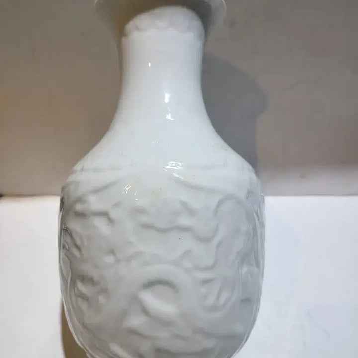 [BUNJANG] Chinese Celadon Porcelain Vase with Dragon Motif / 중국도자기 첨백유