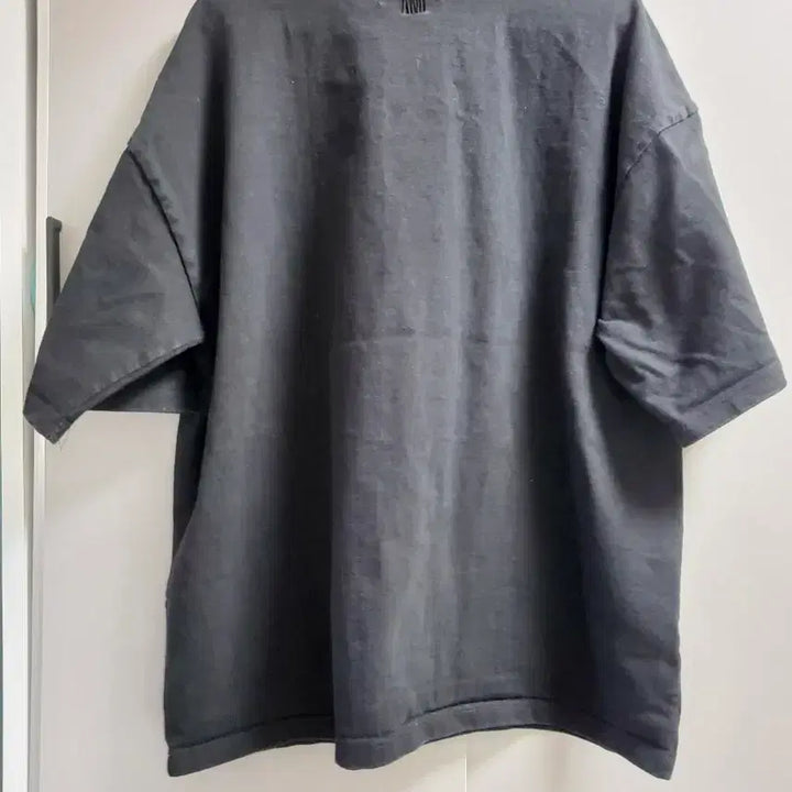 [SOLD OUT] 아미 하트 로고  블랙 반팔 티셔츠
