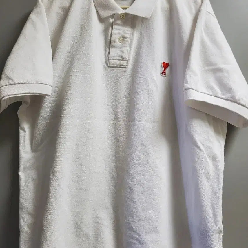 [SOLD OUT] AMI 아미 하트 로고 화이트  반팔 카라티 화이트