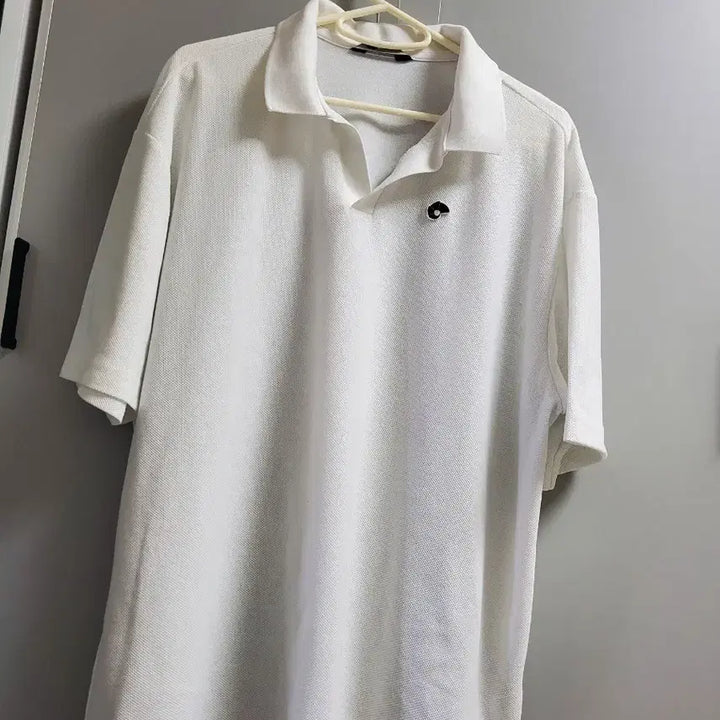 [SOLD OUT] 네파 화이트 반팔 카라티