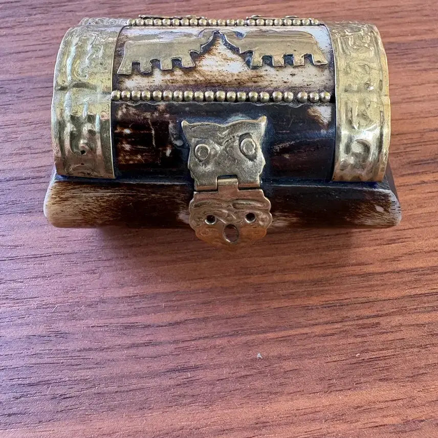 [BUNJANG] Vintage 1960s Ivory Elephant Trinket Box / 빈티지 1960 코끼리 상아 트링킷