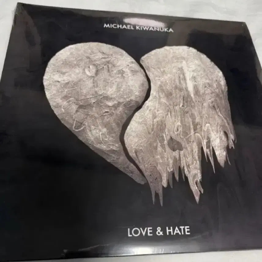 [BUNJANG] Michael Kiwanuka Love &amp; Hate LP / michael kiwanuka 마이클 키와누카 Love &amp; Hate LP