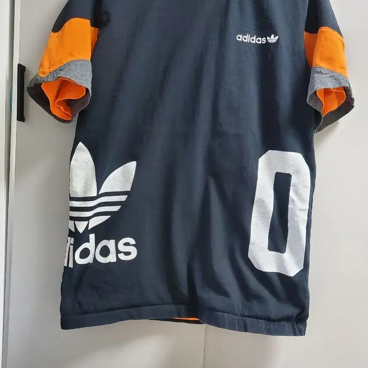 [SOLD OUT] 아디다스 반팔 티셔츠 네이비 오렌지