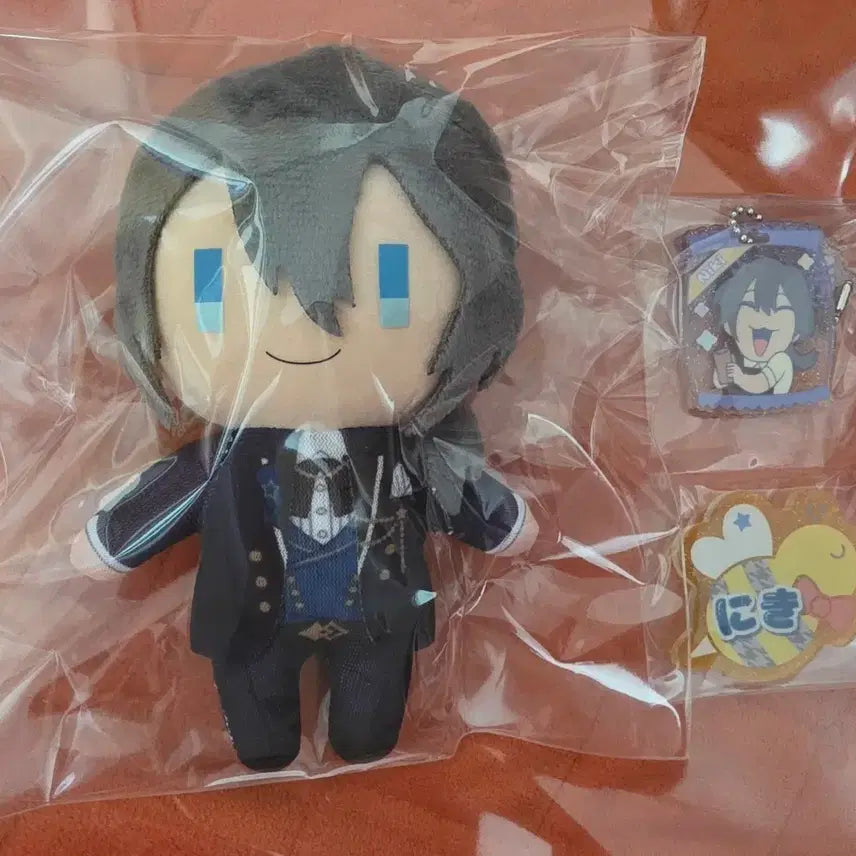 [BUNJANG] Ensemble Stars! Nikki 5th Anniversary Plush, Onamae Acrylic Badge, and Candy Keyring Bundle / 앙상블스타즈 앙스타 니키 5주년누이 오나마에 아크릴 뱃지 일괄