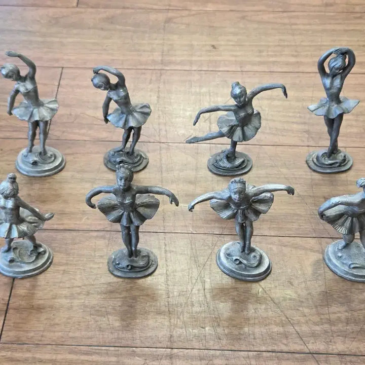 [BUNJANG] Set of 8 Pewter Ballerina Figurines / 주석 발레리나 조각상 8개