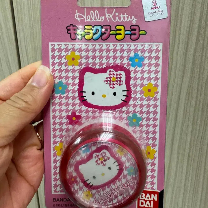 [BUNJANG] Sanrio Hello Kitty Classic Yo-Yo / 일본정품 산리오 헬로키티 고전 요요