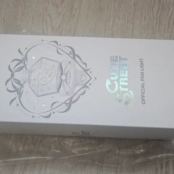 [BUNJANG] Cutie Street Official Lightstick Ver.2 Sealed New / 큐티스트리트 응원봉 미개봉 새상품