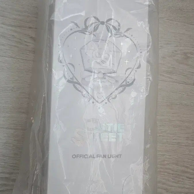 [BUNJANG] Cutie Street Official Lightstick Ver.2 Sealed New / 큐티스트리트 응원봉 미개봉 새상품
