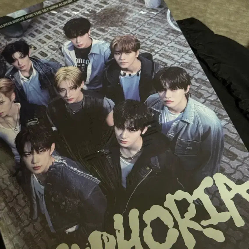 [BUNJANG] ALPHA DRIVE ONE Freaky Alarm Sealed Album / ALPHA DRIVE ONE 알파드라이브원 프릭알람 미개봉앨범