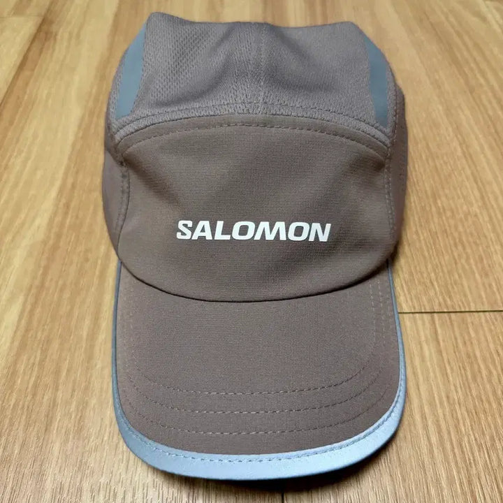[SOLD OUT] 살로몬 쉐이크아웃 스텔라 7패널 캡 LC2600700 (F)