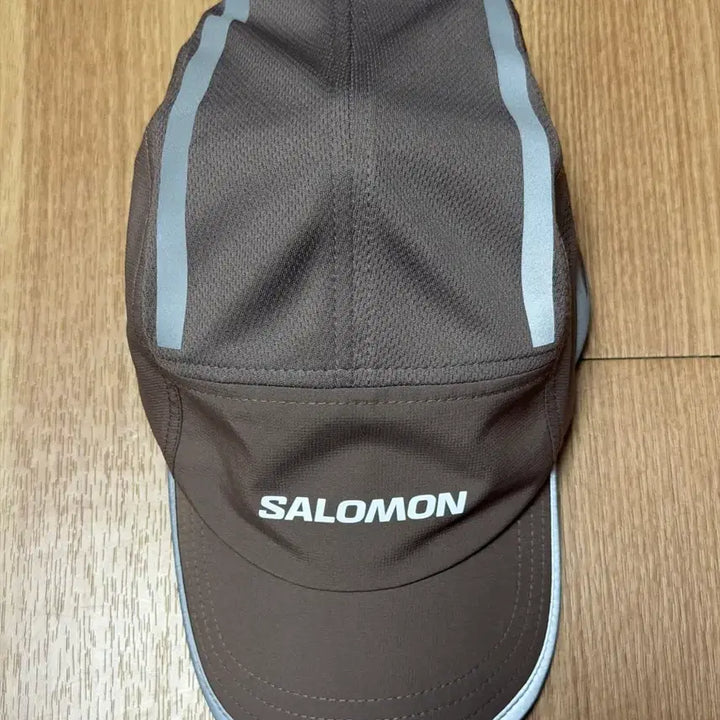 [SOLD OUT] 살로몬 쉐이크아웃 스텔라 7패널 캡 LC2600700 (F)
