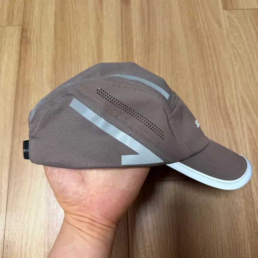[SOLD OUT] 살로몬 쉐이크아웃 스텔라 7패널 캡 LC2600700 (F)