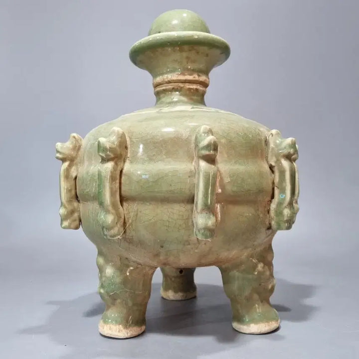 [BUNJANG] Yongcheon Kiln Celadon Three-Legged Dragon Jar with Lid / 용천요청자 삼족구룡유개호. 고32 지름26