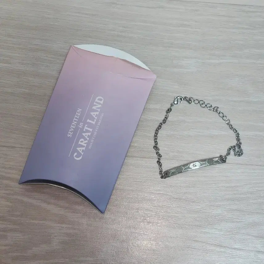 [BUNJANG] SEVENTEEN 2018 Carat Land Bracelet / 2018 캐럿랜드 팔찌