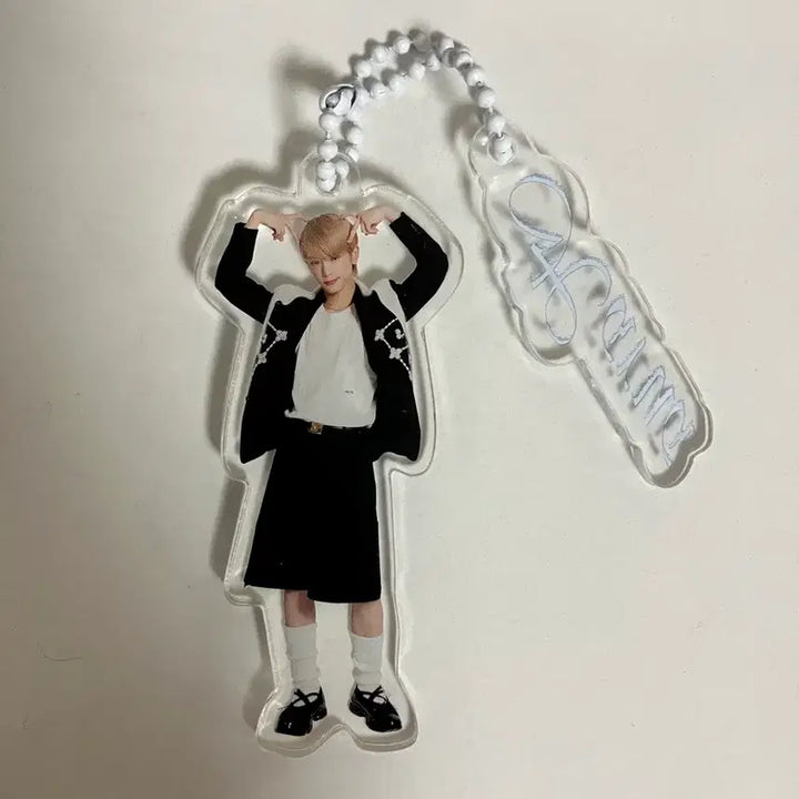 [BUNJANG] ENHYPEN Harua Yukikari Acrylic Keyring / 앤팀 하루아 유키아카리 아크릴 키링