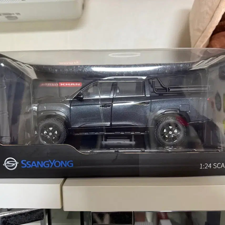 [BUNJANG] 1:24 Rexton Khan Diecast Model / 1:24 렉스턴 칸 미니카. 다이캐스트