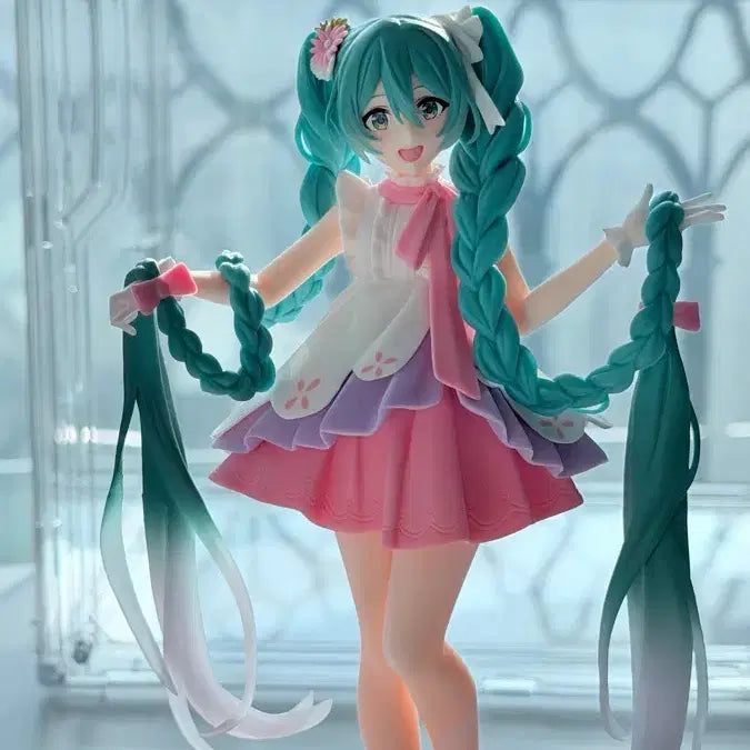 [BUNJANG] Mint Condition (Sealed) Wonderland Rapunzel Hatsune Miku Prize Figure / (미개봉) 라푼젤 미쿠 피규어