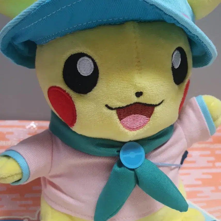 [BUNJANG] Road Trip Pikachu Camping Plush Toy / 로드트립 포켓몬스터 피카츄 인형 캠핑 피카츄 인형