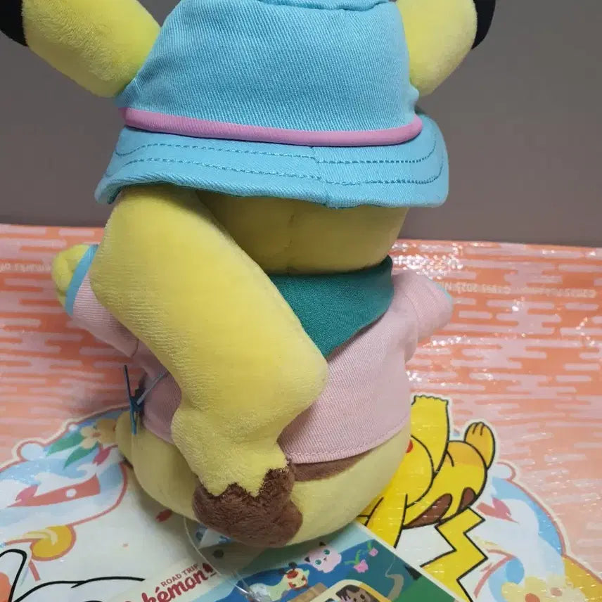 [BUNJANG] Road Trip Pikachu Camping Plush Toy / 로드트립 포켓몬스터 피카츄 인형 캠핑 피카츄 인형