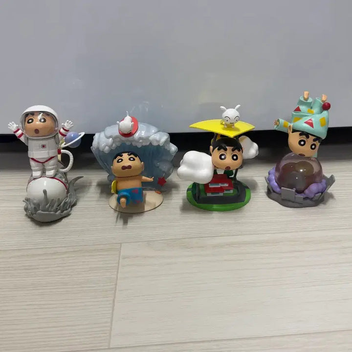 [BUNJANG] Crayon Shin-chan Classic Series Figures Set (Unsealed) / 짱구 클래식시리즈 피규어 4개 세트 (개봉)