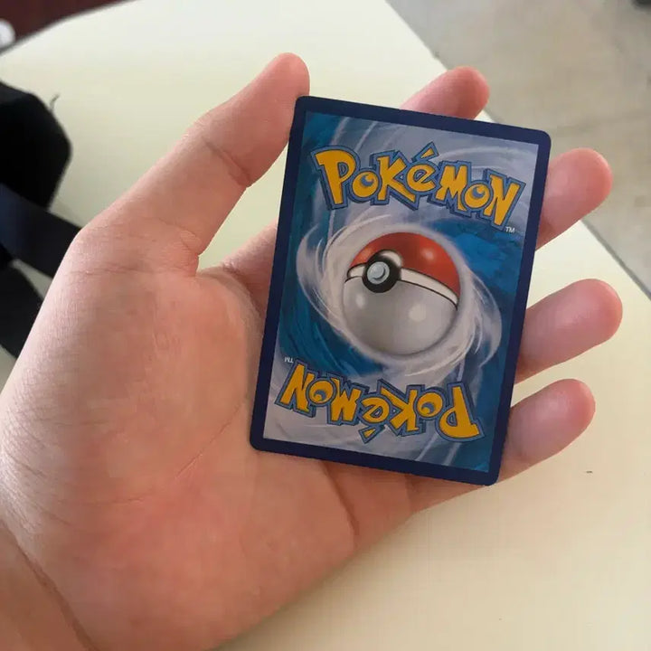 [BUNJANG] Giratina V Full Art Trainer Card / 기라티나 v 특일