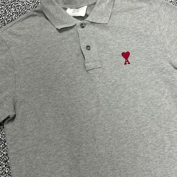 [BUNJANG] Authentic ARMY Grey Heart Logo Short Sleeve Polo T-Shirt / >정품 아미 그레이 하트로고 반팔 카라티