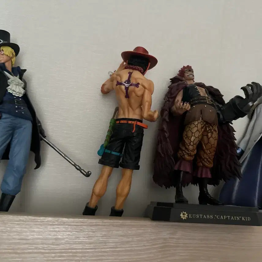 [BUNJANG] One Piece Figure Bundle (Sabo, Ace, Kid, Kuzan) / 원피스 피규어(사보,에이스,키드,쿠잔)