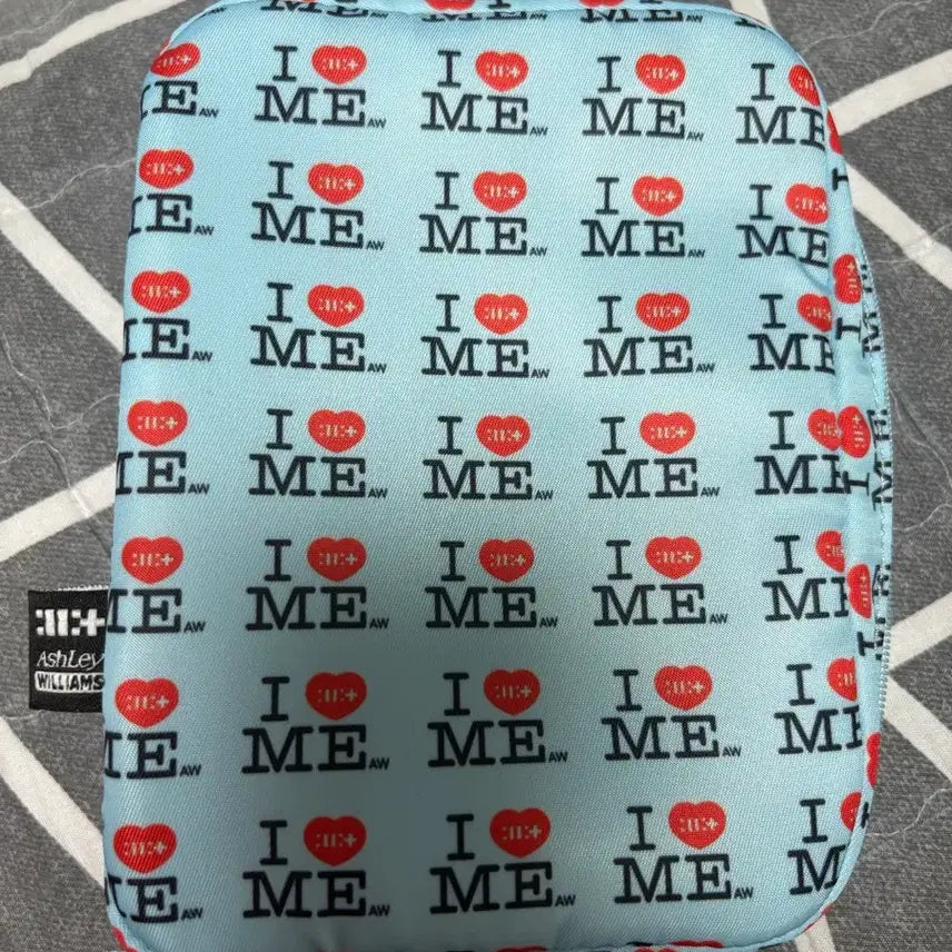 [BUNJANG] ILLIT NOT THE END OF MY WORLD Album Pouch / 아일릿 낫큐트애니모어 앨범 파우치 판매