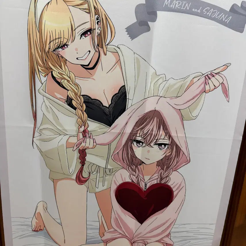 [BUNJANG] My Dress-Up Darling Kitagawa Marin &amp; Inui Sajuna B2 Tapestry / 그 비스크돌은 사랑을 한다 키타가와 마린&amp;이누이 태피스트리
