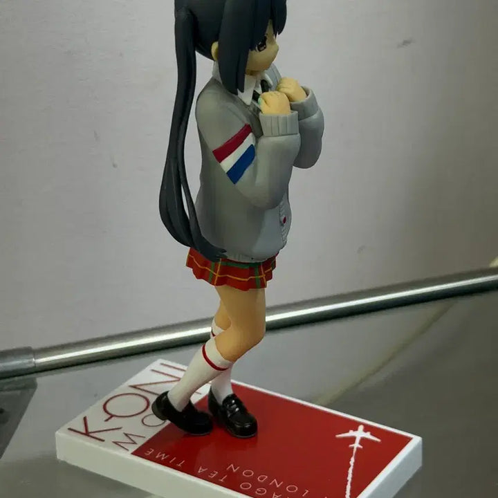 [BUNJANG] K-On! Azusa Nakano London DX Ver. Figure / 박스O) 케이온 아즈사 피규어 양도 런던 DXF