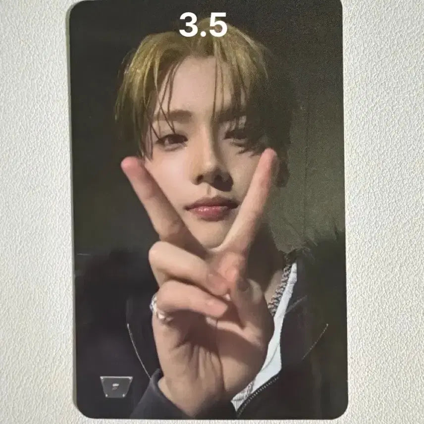 [BUNJANG] Lee Sang Won Starriver V-Cut Photocard / 급처)) 알파드라이브원 알디원 이상원 스타리버 v자 포카 판매