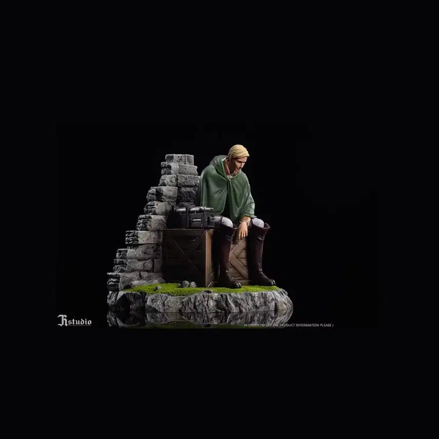 [BUNJANG] Attack on Titan Erwin Smith &amp; Levi Ackerman Figure Set / 진격의 거인 엘빈 리바이 피규어 판매합니다