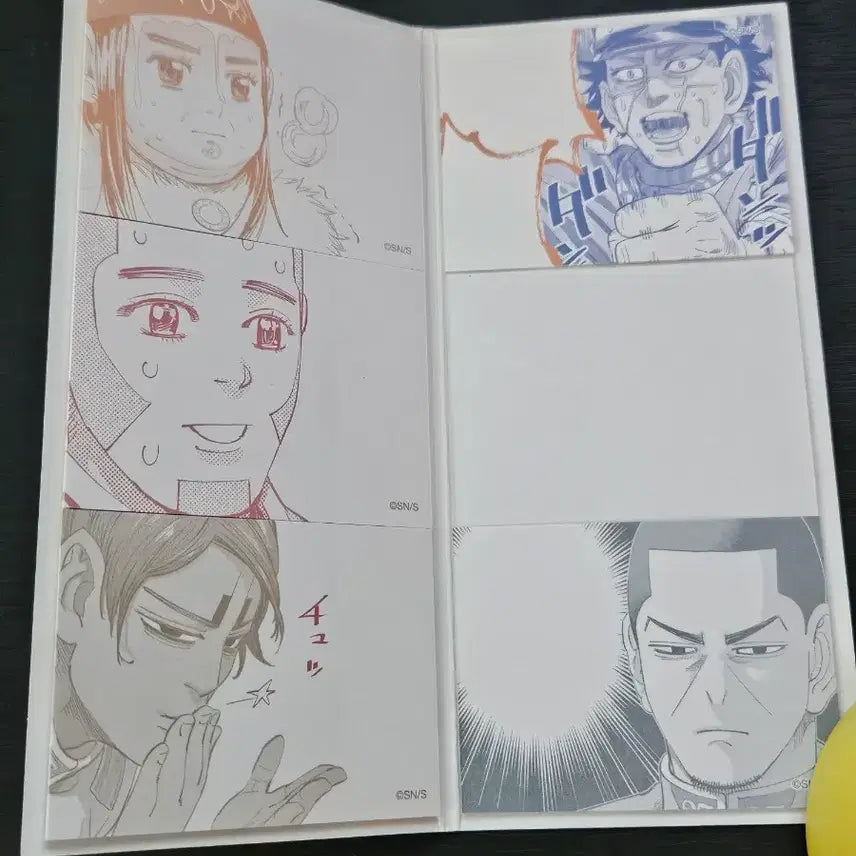 [BUNJANG] Golden Kamuy Original Art Exhibition Travel Sticker Set / (택포)골든카무이 골카 원화전 트래블 방수 스티커 + 기름종이 + 덤 메모지
