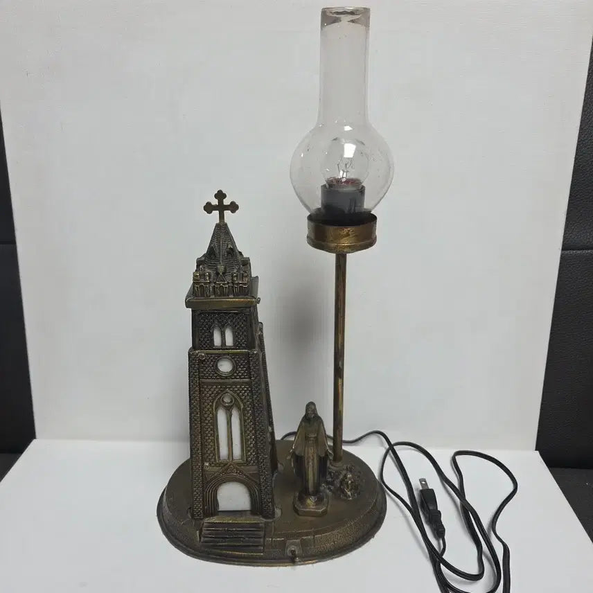 [BUNJANG] 1970s Korean Madonna Cathedral Lamp Metal Religious Figurine / 레어 레어 레어 70년대 국산 성모성당 램프 금속 성당 성모마리아