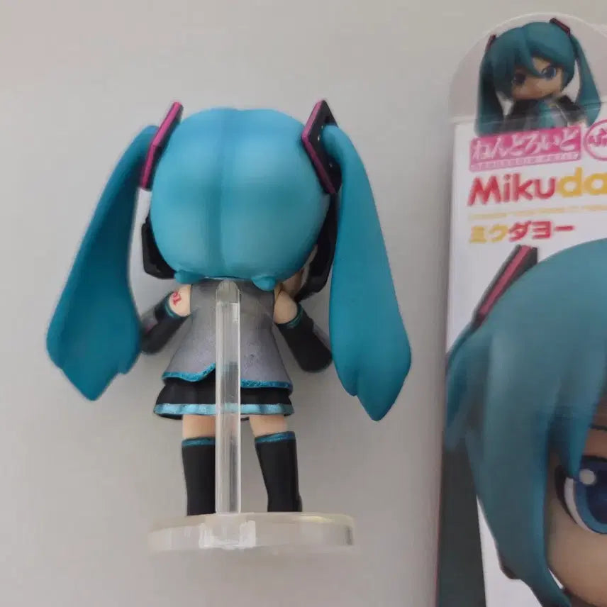 [BUNJANG] Hatsune Miku Nendoroid Puchi MIKUDAYO Figure / 하츠네 미쿠 넨도로이드 푸치 미쿠다요 고전 미소녀 피규어