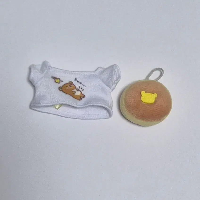 [BUNJANG] Rilakkuma Stay With Me T-shirt &amp; Hotcake Doll Clothes / 리락쿠마 stay with me 티셔츠 &amp; 핫케이크 인형 옷