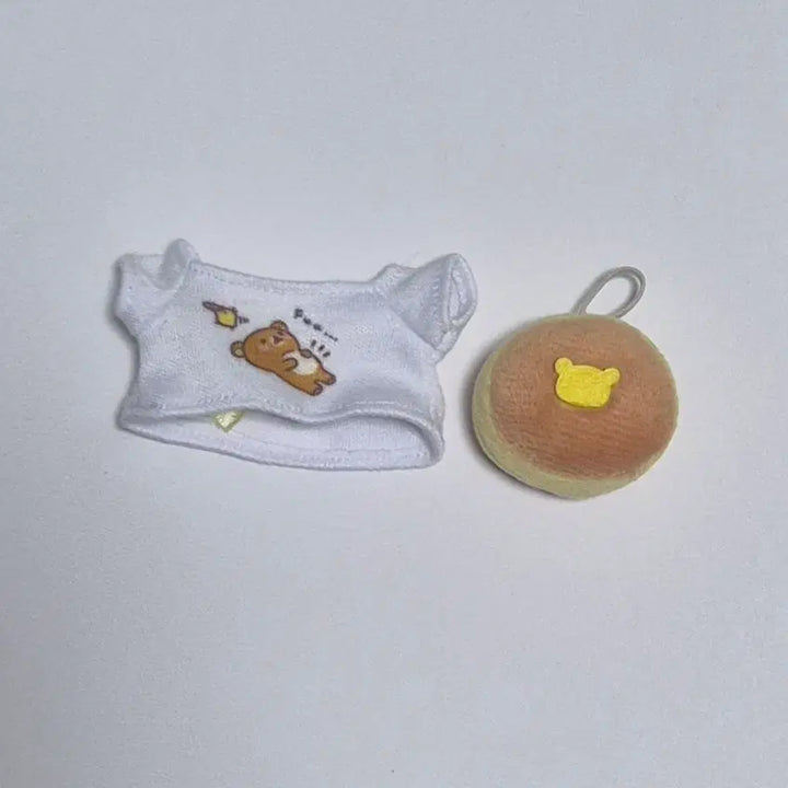 [BUNJANG] Rilakkuma Stay With Me T-shirt &amp; Hotcake Doll Clothes / 리락쿠마 stay with me 티셔츠 &amp; 핫케이크 인형 옷
