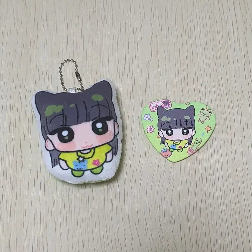 [BUNJANG] NewJeans Haerin Cushion Keyring Pin Button Bundle Set / 뉴진스 해린 쿠션키링 핀버튼