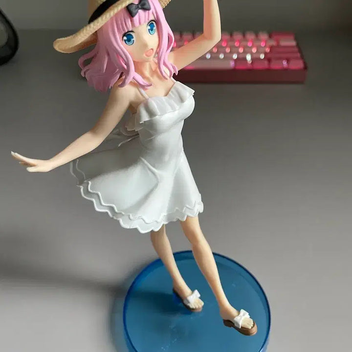 [BUNJANG] Fujiwara Chika Figure &amp; Acrylic Stand / 후지와라 치카 피규어, 아크릴스탠드