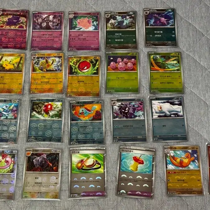 [BUNJANG] Pokemon Card 151 Series Moncolle 21-Card Bundle Featuring Gengar, Pikachu, Drampa, Mew / 포켓몬 카드 151몬볼 팬텀 피카츄 망냐뇽 뮤 등 21장