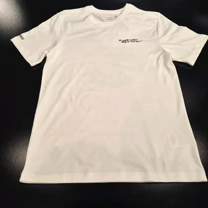 [BUNJANG] Nike x BTS Collaboration T-Shirt White L (Sealed) / 나이키 x BTS 반팔티 화이트 L 미개봉