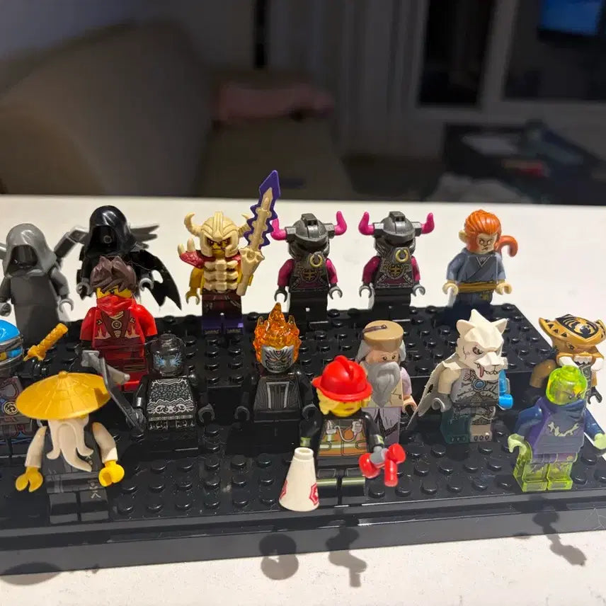 [BUNJANG] LEGO Original Minifigures (Ninjago, Monkie Kid, Chima, etc.) Bundle Set / 레고 정품 미니피규어 (닌자고 몽키키드 키마 등)