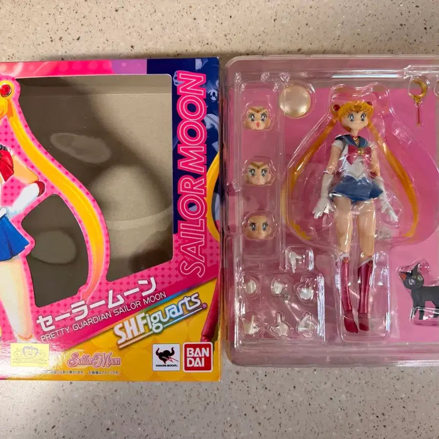 [BUNJANG] Bandai S.H.Figuarts Sailor Moon 20th Anniversary Original First Edition 10 Figure Set / 반다이 S.H.Figuarts SHF 세일러문 20주년 초판 10종 세트