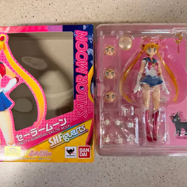 [BUNJANG] Bandai S.H.Figuarts Sailor Moon 20th Anniversary Original First Edition 10 Figure Set / 반다이 S.H.Figuarts SHF 세일러문 20주년 초판 10종 세트