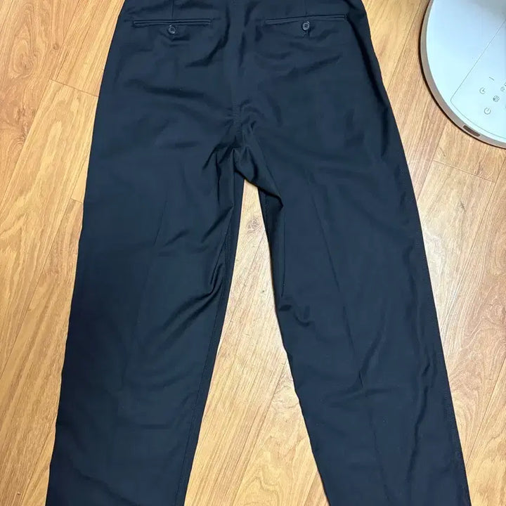 [BUNJANG] Another Office 24SS Santiago Slacks Black Size 00 / 어나더오피스 24SS 산티아고 슬랙스 블랙 00사이즈 팝니다