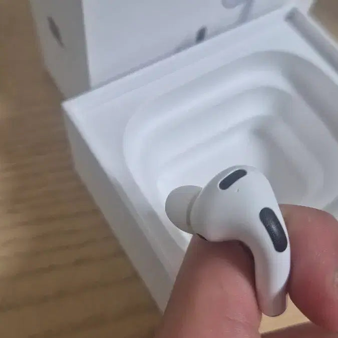 [BUNJANG] Apple AirPods Pro 3rd Gen Left Unit / 에어팟 프로3 왼쪽유닛 판매