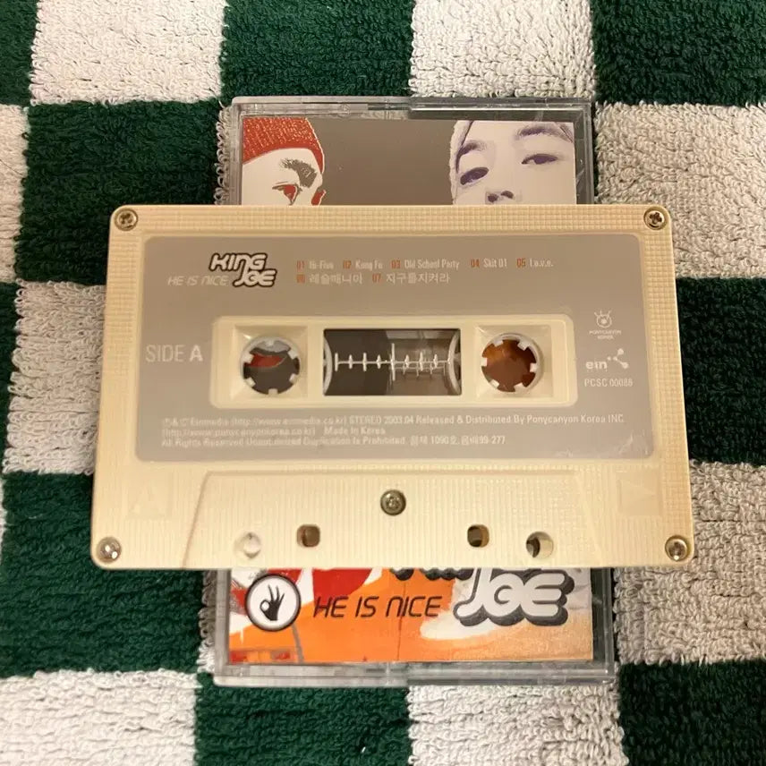 [BUNJANG] King Joe 1st Album Cassette Tape feat. Kim Yoon-ah, Park Sun-joo, Shin Ye-won, Crying Nut / 킹조 1집 카세트테이프 김윤아 박선주 신예원 크라잉넛 참여