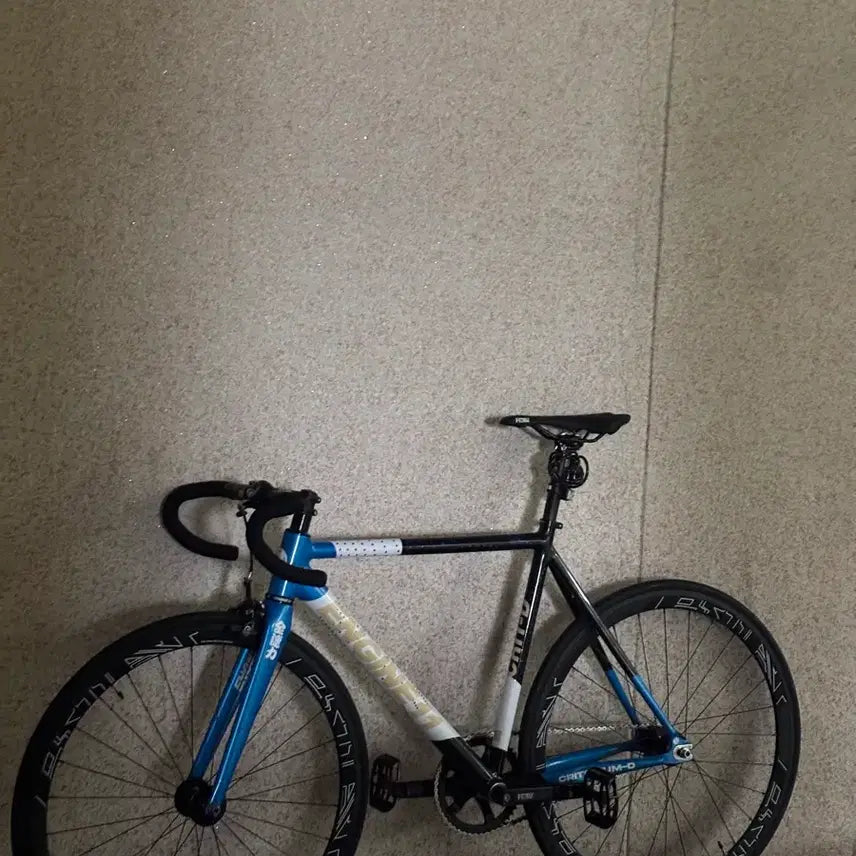 [BUNJANG] Bluegiant Handlebars (Velobuild) - New Condition / 블루스킨  무하자 급처 (벨로빌드 핸들바)(네고ㄱㄴ 가격 많이 찔러주세요